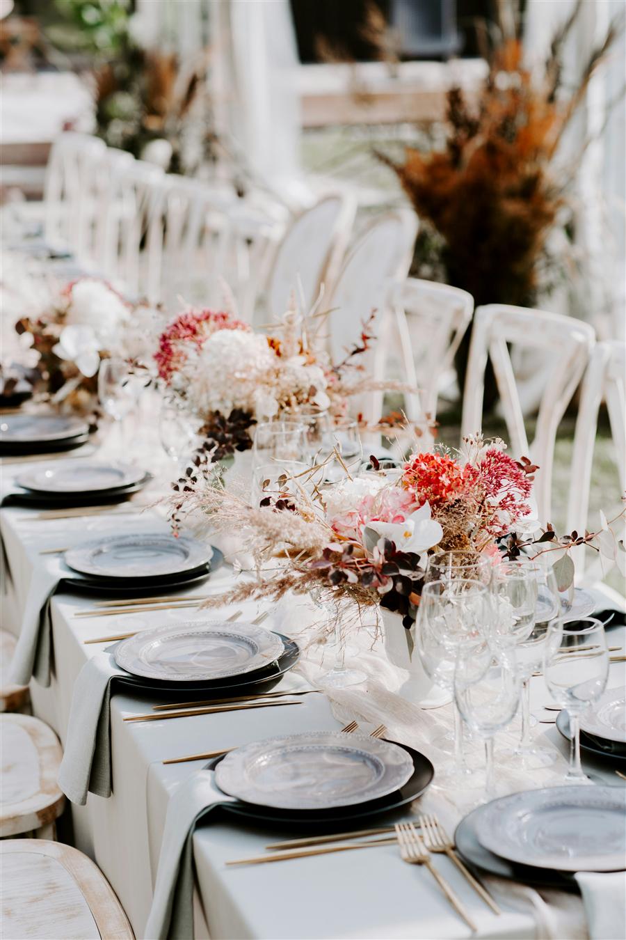 Styled event table for a celebration